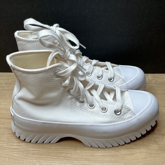 CONVERSE Chuck Taylor All Star Lugged 2.0 White Size 5 US - Picture 2 of 10